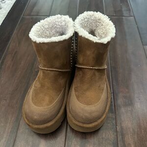 Zara Brown Platform Ankle Boots with Shearling Lining